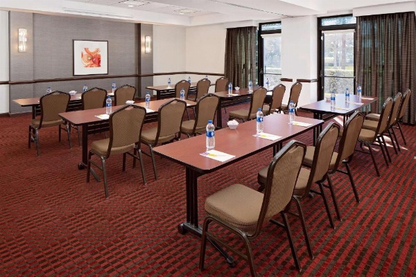 Hyatt Place Ontario/Rancho Cucamonga image 19